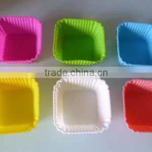 Colorful Muffin Silicone Cake Mold thumbnail-2