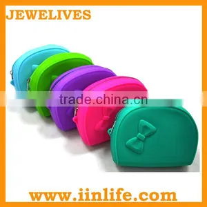 Wedding Return Gift Fashion Silicone Cosmetic Bag Wholesale thumbnail-1