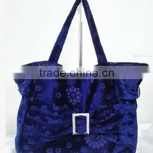 Ladies Elegant Fashion Velvet Handbag thumbnail-1