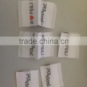 2016 Cheap Woven Tags or Custom Letters Woven Labels for Custom t Shirt Printing thumbnail-3