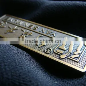 High Quality Custom Desk Name Plates thumbnail-3
