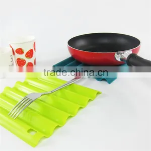 Square Wave Non-stick Kitchen Silicone Mat thumbnail-5