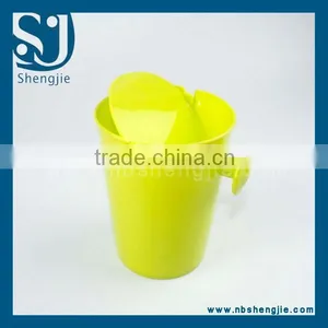 Trade Assurance Mini Car Vehicle Trash Garbage Rubbish Bin Can Dust Box With Holder Hook/Plasitc Car Mini Trash Can thumbnail-2