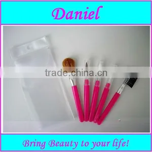 Goat Hair ,nylon 5 Pcs Cosmetic Brushes Set / Wood Handle Brushes Makeup Wholesale in Dongguan thumbnail-1