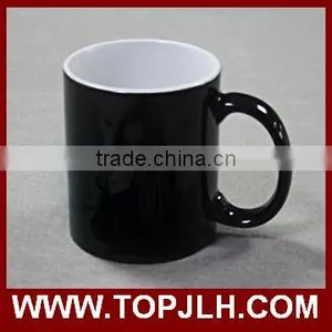 New Design Magic Porcelain White Mug Christmas Artwork,color Change Mug thumbnail-1
