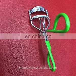 Curling Eyelash thumbnail-1