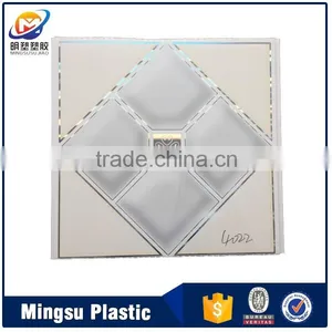China Lightweight and Waterproof PVC Honeycomb Ceiling Panel Materials thumbnail-5