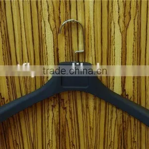 Plastic Laundry Hangers for Sale thumbnail-4