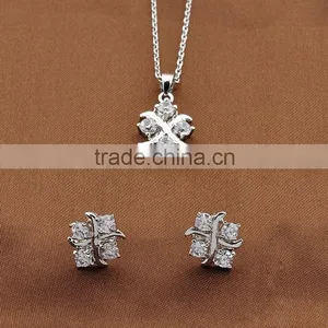 Best Selling Uncut Diamond Necklace Sets thumbnail-4