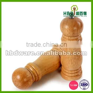 High Quality Bamboo Pepper Mill and Salt Shaker thumbnail-3