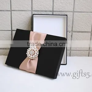 Elegant Black Wedding Invitation Boxes With Brooch thumbnail-5