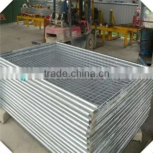 Welded Wire Hole Material 3x3 2x4 Galvanized Welded Wire Mesh Panel thumbnail-5