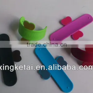 Silicone Phone Stand thumbnail-1