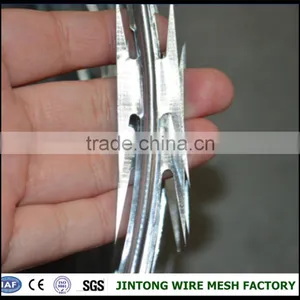 Price Razor Barbed Wire Mesh thumbnail-3