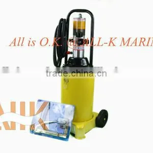 Air Operated Grease Lubricators thumbnail-1