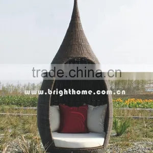 Rattan Pool Chaise Lounge With Canopy thumbnail-1