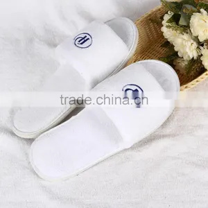Customized Logo Close Toe Coral Velvet Hotel Slipper thumbnail-3