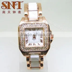 Luxury Alloy Watch Stylish Quartz Watch on Promotion thumbnail-2