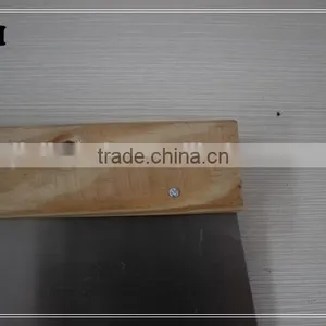 Carbon Steel Blade Scraper With Wooden Handle thumbnail-4