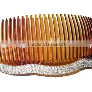 Fashion Plastic Hair Comb thumbnail-1