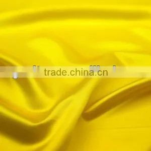 Woven Polyester and Cotton 45x45 110x76 58" T/c Fabric thumbnail-1