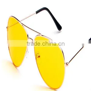 Yellow Unisex HD Night Vision Driving Anti Glare Glasses Eyewear thumbnail-5