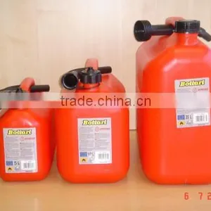 OEM Blow Molding Plastic Unleaded Fuel Can With Pourer Jerry Cans Hdpe Huizhou Facatory thumbnail-1
