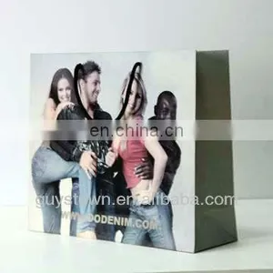 Wholesale Custom Printed Cheap Garment Paper Bags For Shopping thumbnail-2