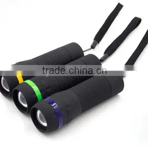 Aluminum Material Long Range Emergency Zoom Adjustable High Power Led Torch thumbnail-2