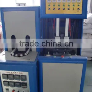 Semi Automatic PET Bottle Blowing Molding Machine thumbnail-1