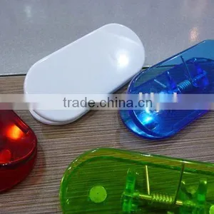 Different Shapes and Promotion Plastic Paper Clip thumbnail-1
