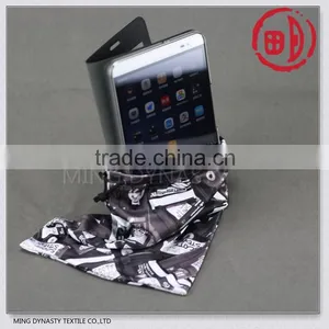 Phone Pouch thumbnail-1