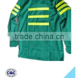 Hot Selling Cheap Breathable Green With Yellow Reflective Tapes Separated Workwear Coverall thumbnail-2