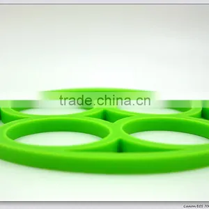 Kitchen Hot Pot Heat-resistant Silicone Mat/silicone Trivet Pot Holder thumbnail-6