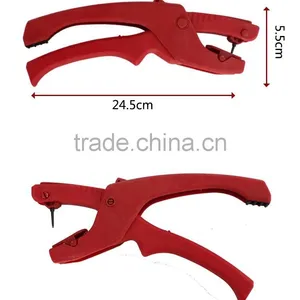 Ear Tag Pliers With Handle Using thumbnail-2