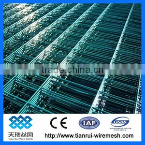 High Quality Green Plastic Coated Welded Wire Mesh Panel thumbnail-1