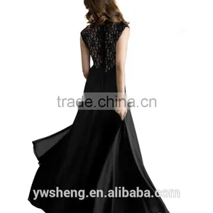 The New Lace Dress European Sleeveless Hollow Sexy Halter Dress thumbnail-4