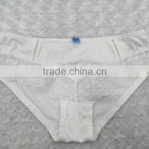 New Design Young Ladies White Embroidered Blue Bow Bra and Panty Set thumbnail-3