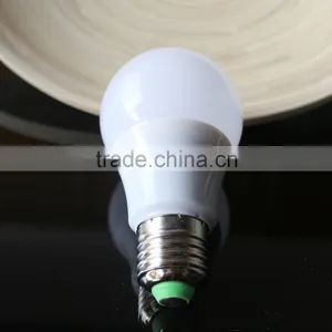 Cheap Price Aluminum Housing 7w E27 Led Bulb Light A60 E27 Led Glass Bulb thumbnail-5