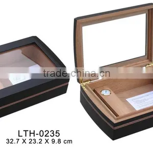Humidor for 25 ct Cigars thumbnail-1