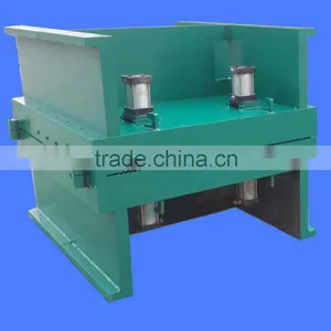 2015 New Style Fast Production Speed Professional Manufacturer Road Traffic Barrier Blow Mould thumbnail-1