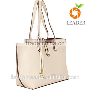 Latest Stylish Design Superior Quality Import Handbag From China thumbnail-5