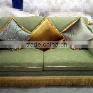 Elegant Green Upholstery Sofa, Classic Wooden Three Seater Sofa Couch, Comfort Living Room Chesterfield Sofa thumbnail-1
