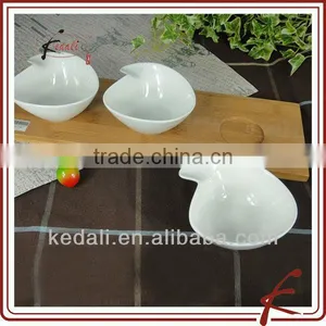 Porcelain Snack Dish Set With Bamboo Tray thumbnail-1