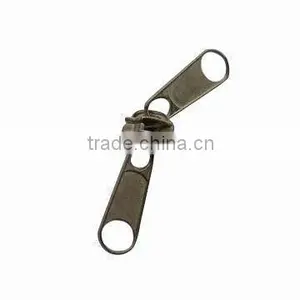 High Quality No.3 Nylon Auto Lock Slider With Double Pullers thumbnail-1