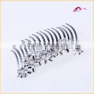 Fancy Metal Pearl Flower Hair Comb For Bridal Hair Accessories thumbnail-4