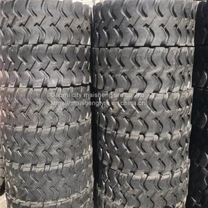 Xiangchi Forklift Tyre 16/70-20/24 17.5/23.5-25 Semi-solid Tyre Iron Factory Dump thumbnail-1