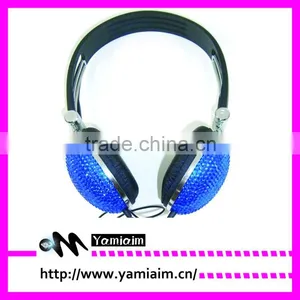 Rhinestone Headphones Party Gift thumbnail-1