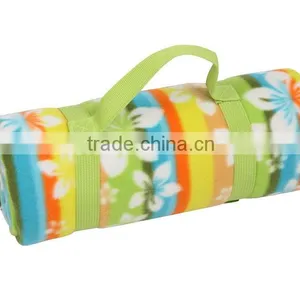 Waterproof Foldable Rubber Backed Picnic Rug thumbnail-1