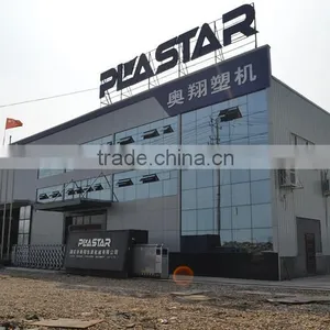 XY-600 Full Automatic Non Woven Fabrics Bag Making Machine thumbnail-6